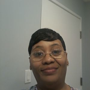 Meet your Posher, Ophelia